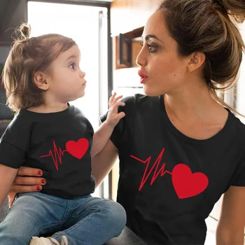 Aşk Kalp Atışı Pamuk aile eşleştirme giyim bebek kız giysileri Kıyafetler çocuklar anne ve kızı T-Shirt Yaz Bebek Anne Tshirt
