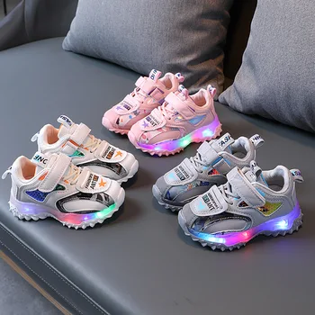 Boyutu 21-30 çocuk Parlayan Sneakers Çocuklar için aydınlık ayakkabı Bebek Erkek Kız LED Sneakers Toddler rahat ayakkabılar ile ışık up